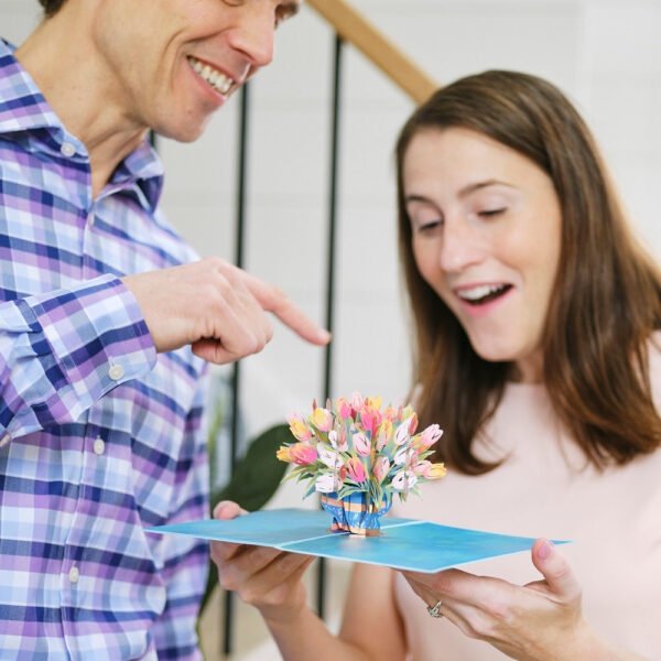 Mother's Day Tulips Pop-Up Card - 图片 8